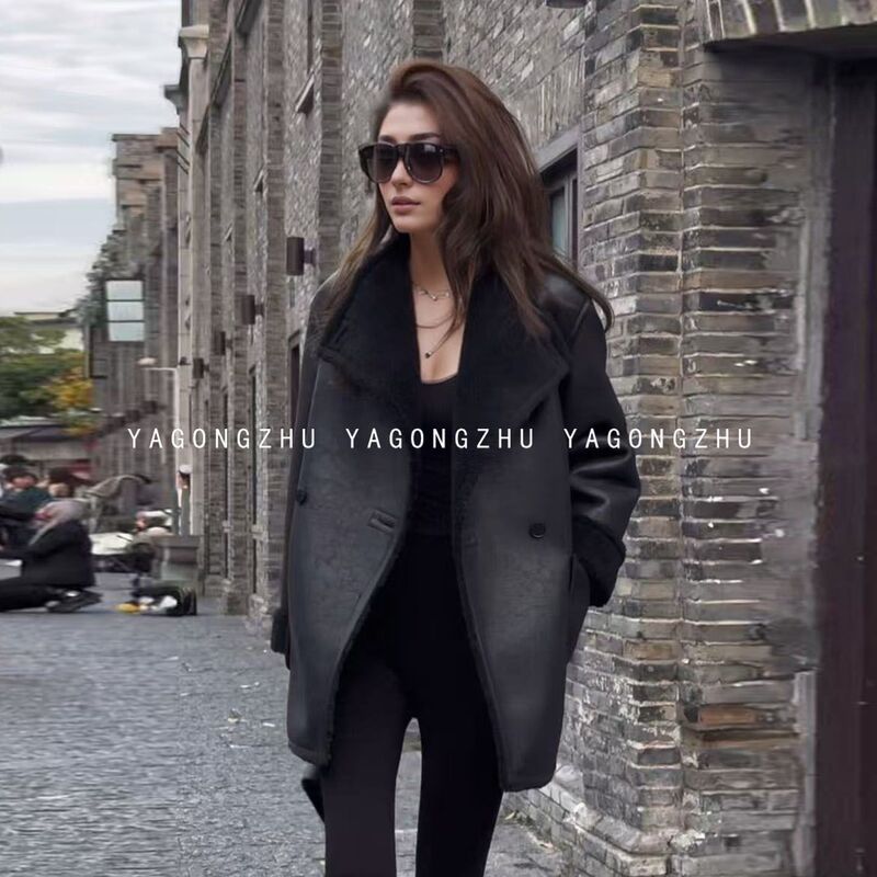 Yagongzhu Reversible Black Suede Fur Integrated Coat for Women, Winter Mid-Length High-End Thickened Jacket Yagongzhu Reversible Black Suede Fur Integrated Coat for Women, Winter Mid-Length High-End Thickened Jacket