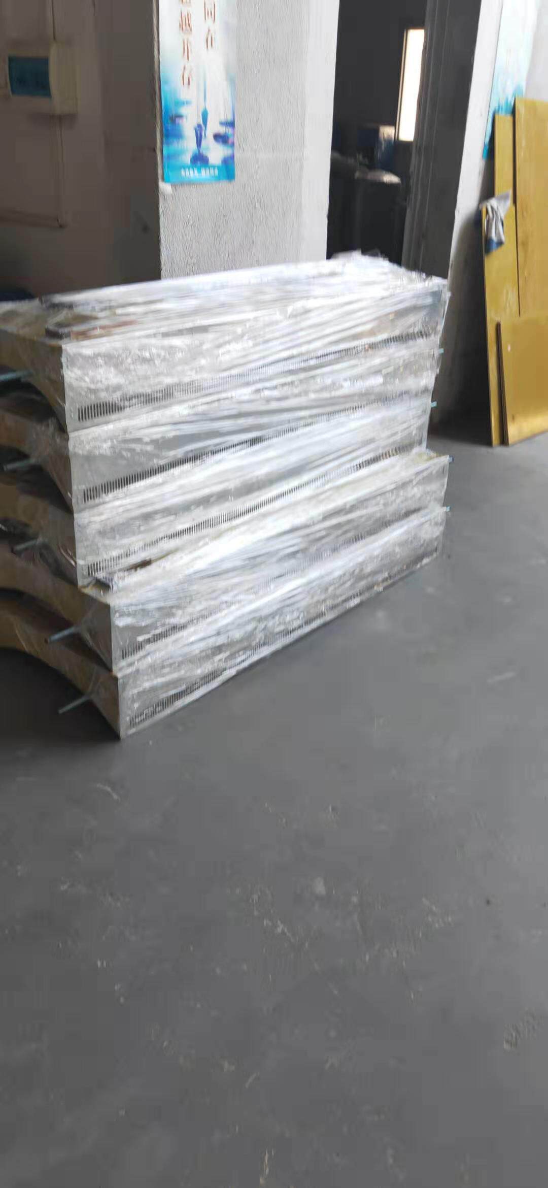 Spot direct selling roller electromagnetic heating coil roller electromagnetic heating frying machine roller electromagnetic heating coil