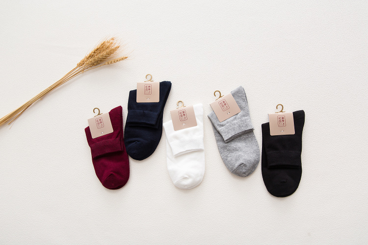10 đôi vớ nam ống màu rắn cổ điển cotton nam vớ mồ hôi khử mùi mùa xuân và mùa thu vớ cotton đen vớ tất noel
