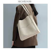 Commuter large capacity leather shoulder bag female 2021 New Fashion vintage cowhide portable bucket bag women Big Bag