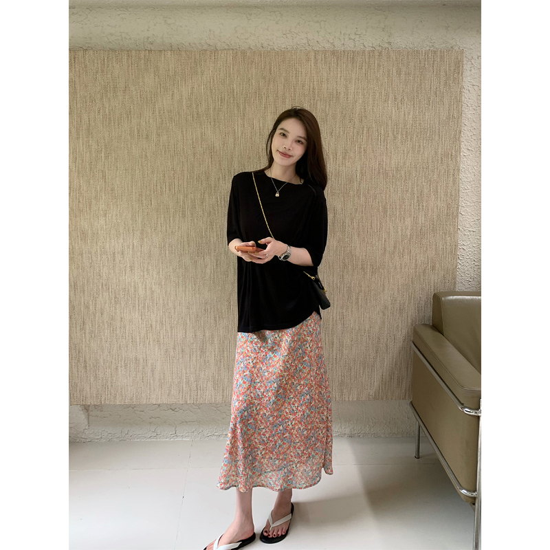 Dabai Dbai【Ice Yarn Collection】Lyocell Black Thin Short-Sleeve T-Shirt for Women, Summer Casual Versatile Top