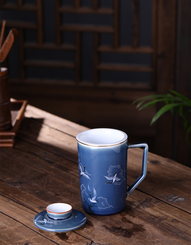 Jingdezhen porcelain drinking a cup of Chinese high - grade ceramic tea cup office office cup with filtering cup with cover