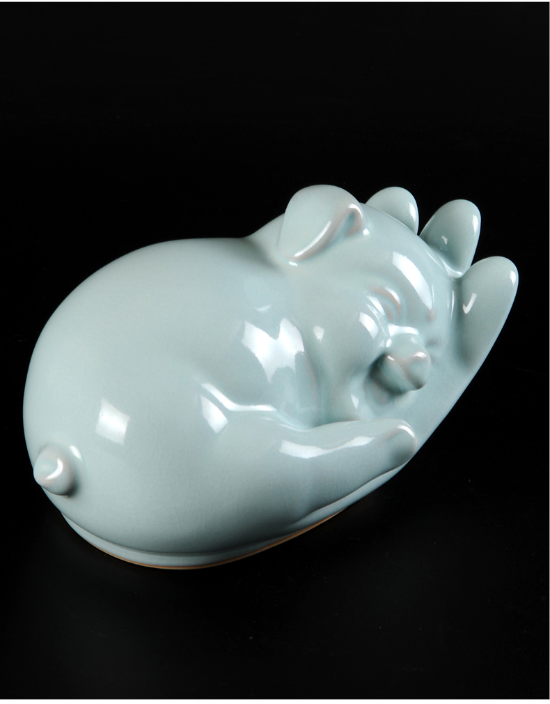 Your up porcelain arts and crafts home decoration ceramic pig simple desktop furnishing articles of Chinese style living room decoration new gift