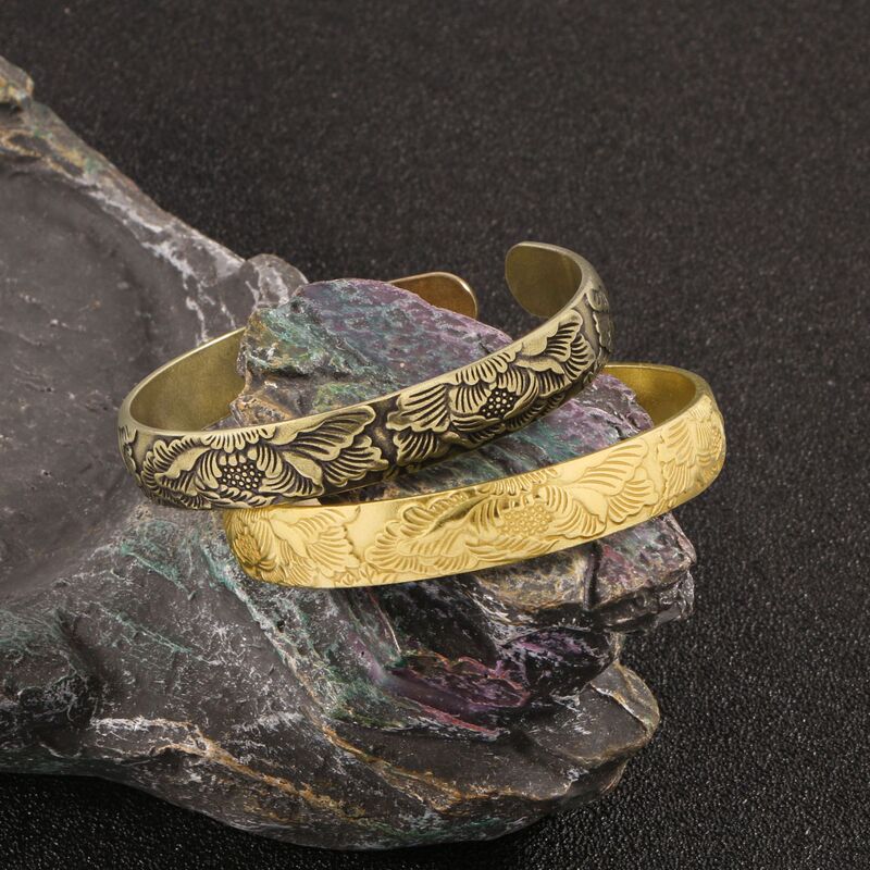 Chinese-Style Lotus Bracelet, Pure Brass Bracelet, Handicraft Open Bracelet, Unisex Couple Style, Tang Suit Jewelry Chinese-Style Lotus Bracelet, Pure Brass Bracelet, Handicraft Open Bracelet, Unisex Couple Style, Tang Suit Jewelry