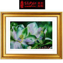 Ancient Wu woman red 2-4 silk Su embroidery finished product hanging painting pure handmade Suzhou embroidery painting Living room Xuanguan Chinese decorative painting