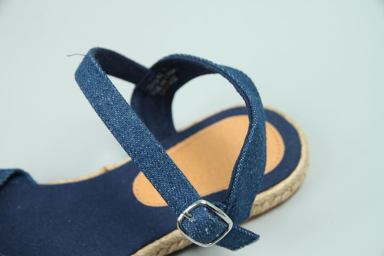 Mùa hè phong cách mới nơ cá miệng phẳng dép ngư dân sneakers rỗng sandal fila