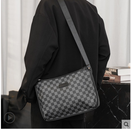 Hong Kong 2022 new trendy men's bag leather messenger bag casual outdoor diagonal bag light business men's bag shoulder bag