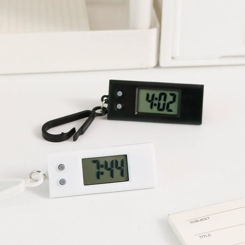 Маленький брелок, маленькие милые электронные часы, простой и элегантный дизайн