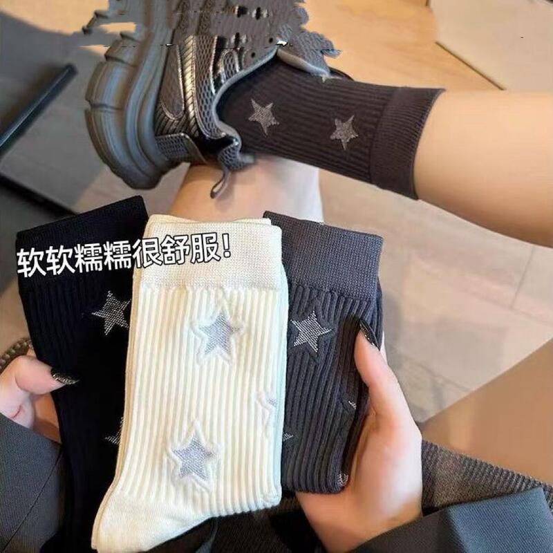 Five-Pointed Star Autumn and Winter Mid-Calf Women's Socks, Korean Style Star Socks, Trendy and Fashionable Design, Japanese Style Spring and Autumn High Socks