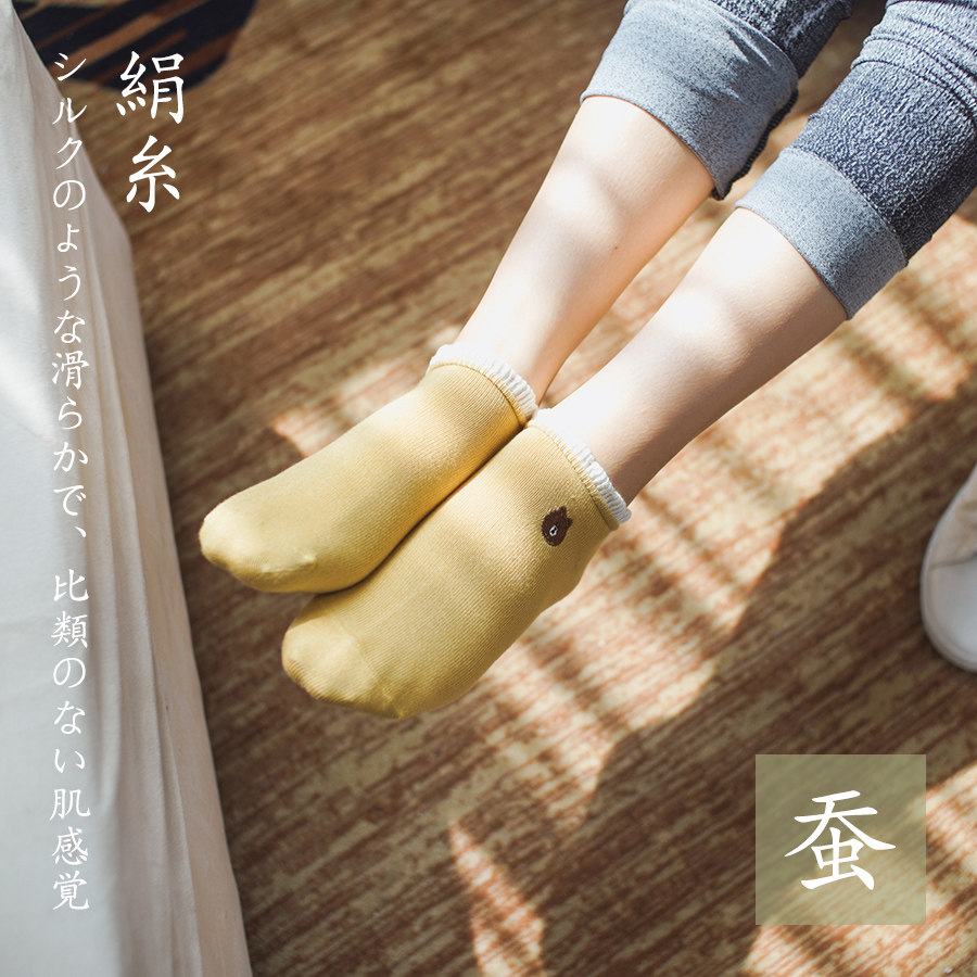 Silk silk bear embroidery silk cotton spring and summer breathable lady short socks cool lace stockings are simple