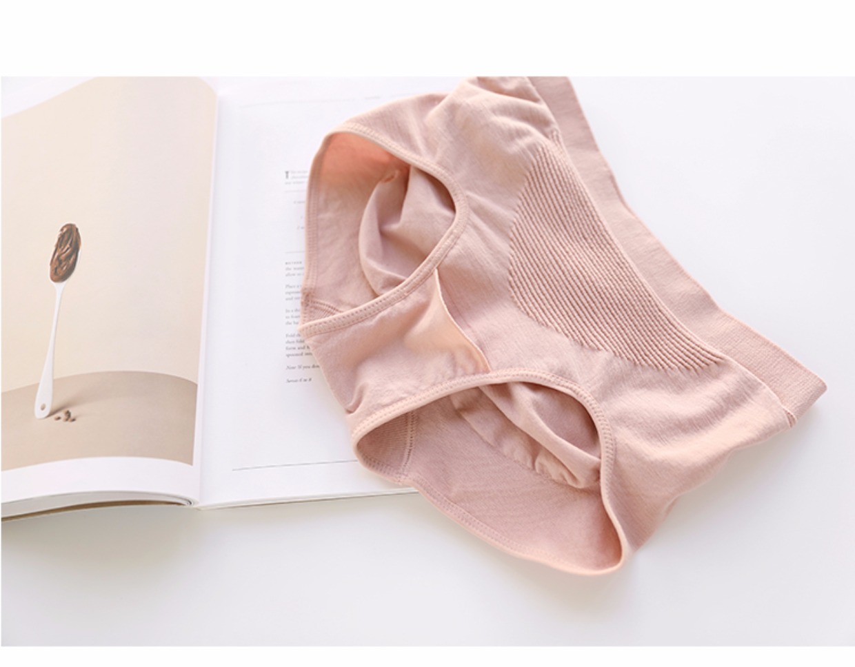 Cung điện ấm áp + Bụng + Tóm tắt hông Tóm tắt chức năng vũ trụ nhỏ Eo cao Mid Mid Tóm tắt hình eo quần sịp