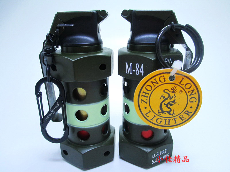 Chính hãng Zhonglong Cá tính Bật lửa Gió Quân Gà Mô hình Nhẹ hơn Nguồn cung cấp quạt quân đội lớn - Bật lửa bật lửa đẹp độc lạ