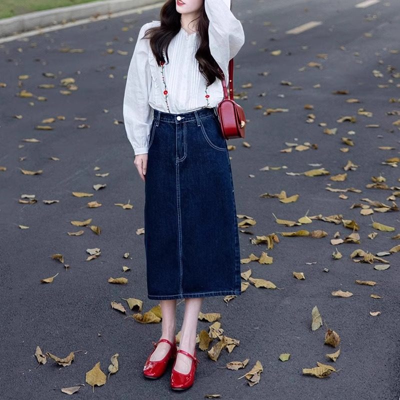 Denim Skirt For Pear Shaped Body Dark Blue Denim Skirt For Women