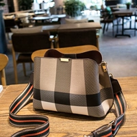 Серый предварительный настройка сначала, сначала, сначала отправить