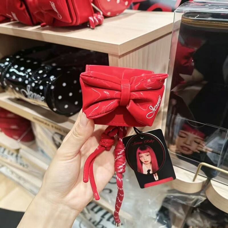 Miniso Jennie Ruby Series Headphone Bag 7cm Miniso Jennie Ruby Series Headphone Bag 7cm