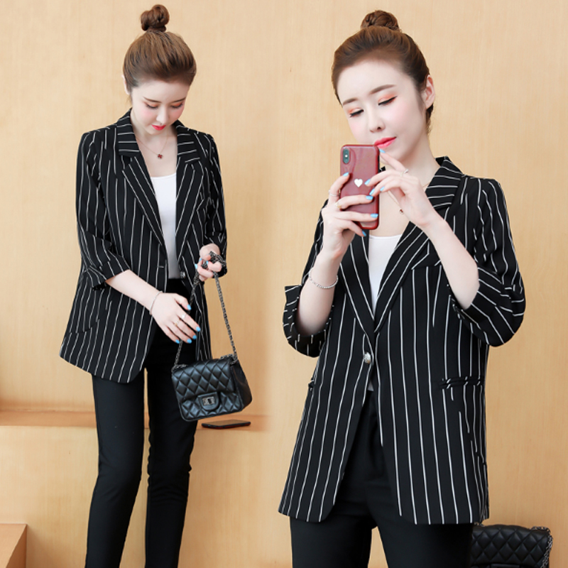 Early autumn jacket 2019 new fashion large size women's clothing fat mm Korean version loose autumn jacket thin Western style suit