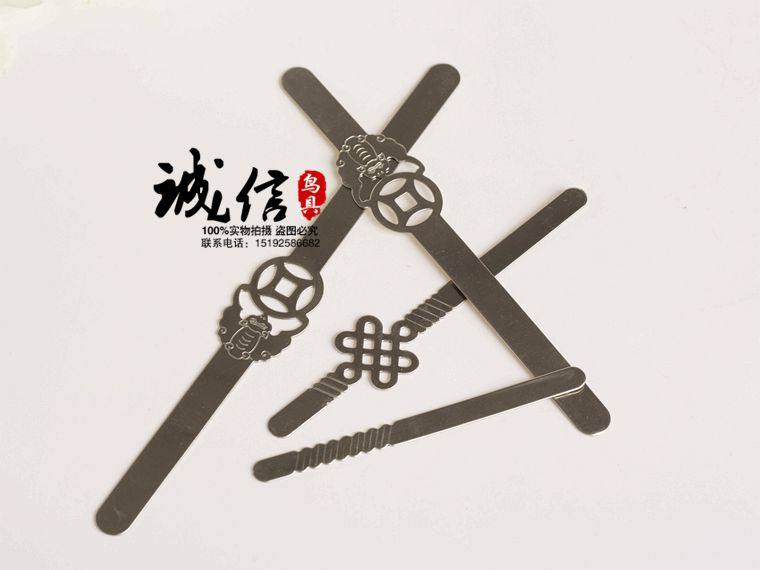 High-quality stainless steel fixed cage bottom with clips, bottom hairpins, red embroidered eyes, Bailing, thrush, three types of bamboo
