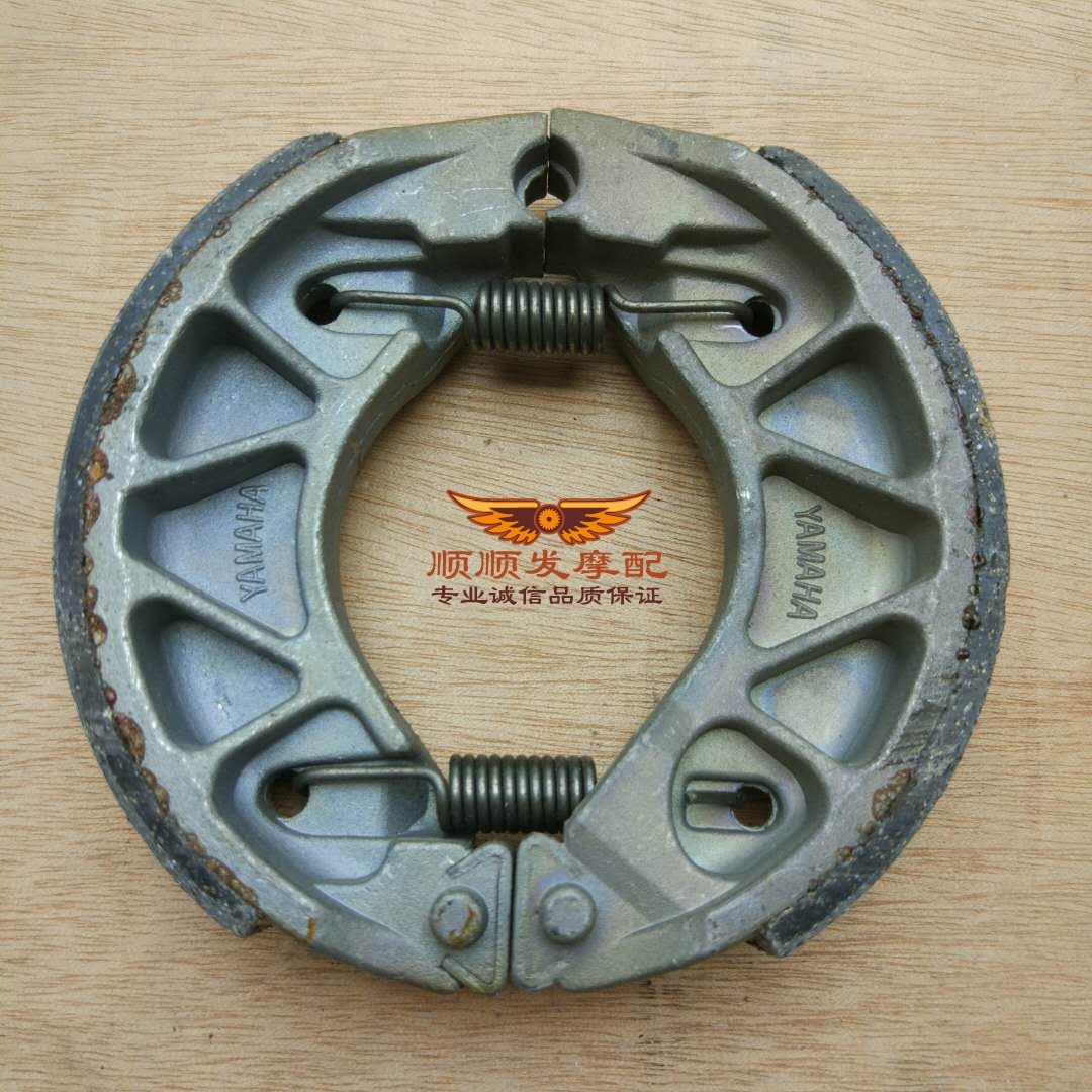 Má phanh xe máy Bàn đạp phụ nữ nhanh Eagle 125 phúc lợi 100 WISP trống phanh giày Má phanh chất lượng là tích cực - Pad phanh bộ thắng đĩa sau wave