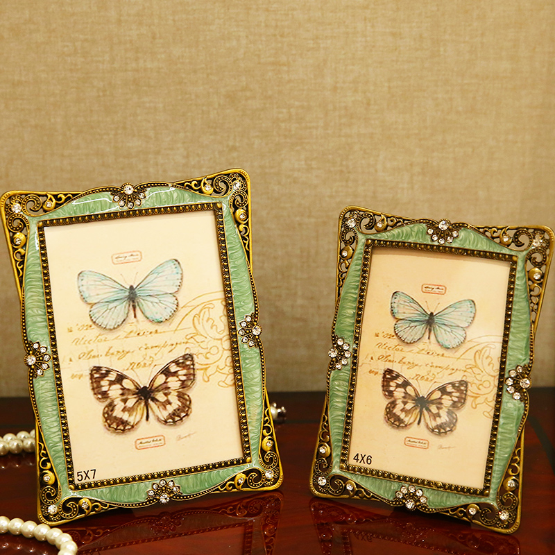 Classical hollowed-out European-style photo frame of vintage vintage frame wedding photo frame photo frame 6 inch 7 inch plus wash photos