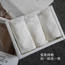 3 Japanese womens pure cotton panties mid-waist large size fat MM white lace incognito hips slightly belly hips hips hips hips hips hips hips hips hips hips hips