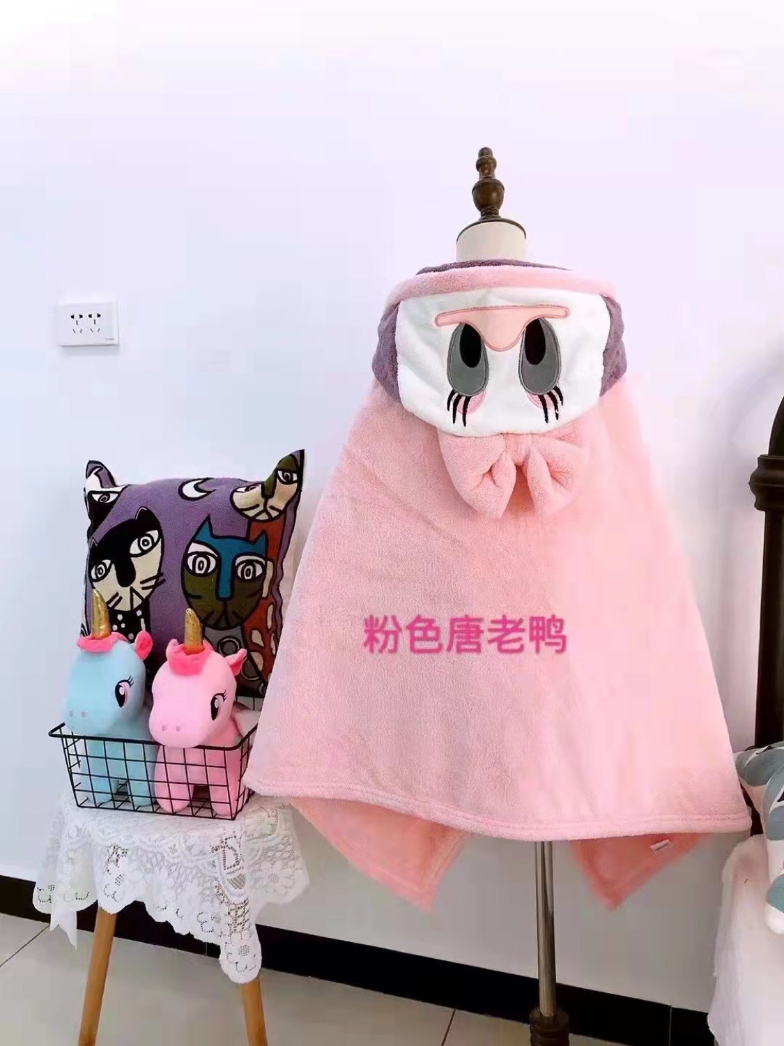 Baby bath towel hooded cloak children's multi-functional blanket thickened coral fleece absorbent can not lose hair can wear bathrobe