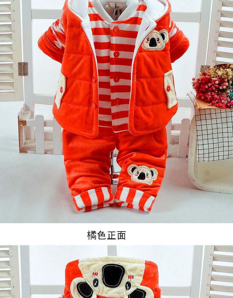 Bé trai mặc quần áo mùa thu đông 0-1-2 tuổi Bộ đồ ba mảnh 3 bé 6 tháng 9 Quần áo cotton mùa đông sơ sinh áo giữ nhiệt trẻ em