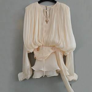 Vietnamese Niche Design, Unique and Elegant, Gentle Ruffled Ribbon Waist-Cinching Dress, Glossy Short Skirt