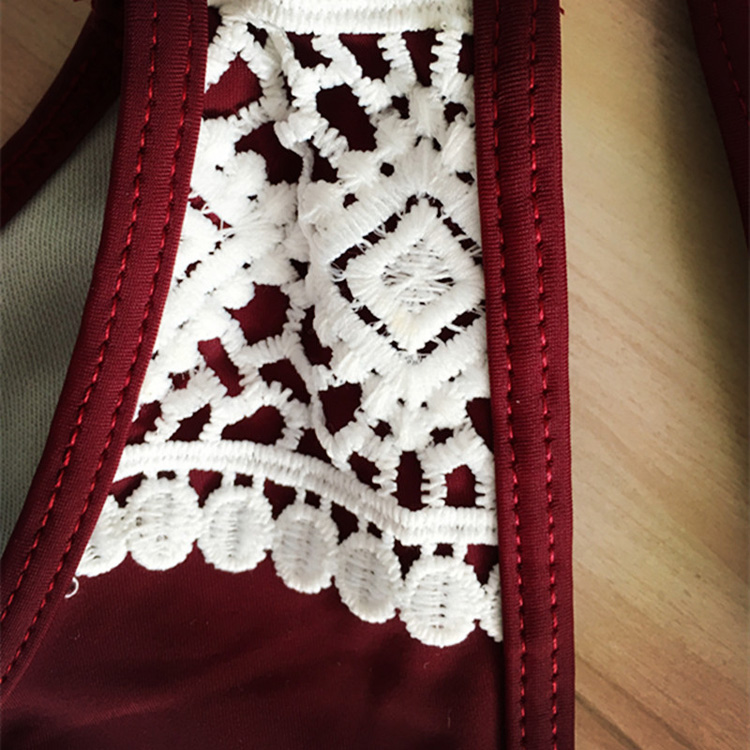 Châu Âu và Hoa Kỳ áo tắm mới bikinir chia áo tắm nữ openwork ren ngực nhỏ gợi cảm tập hợp bikini tam giác bộ quần áo bơi dài tay nữ