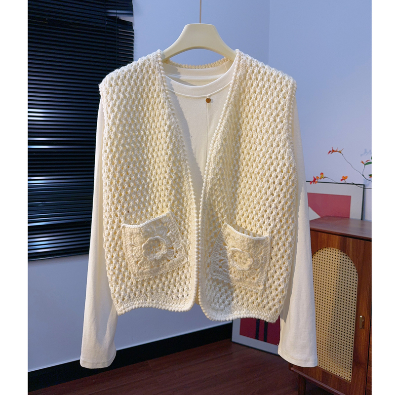 Autumn and Winter Layering Essential, Handmade Hollow Crochet Vest for Women, Loose V-Neck Thick Yarn Cardigan Sweater Vest