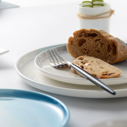 Творческий акварельный торт десерт десерт, фланг -западный ресторан валюта холодные холодные блюда суши -тарелка дома