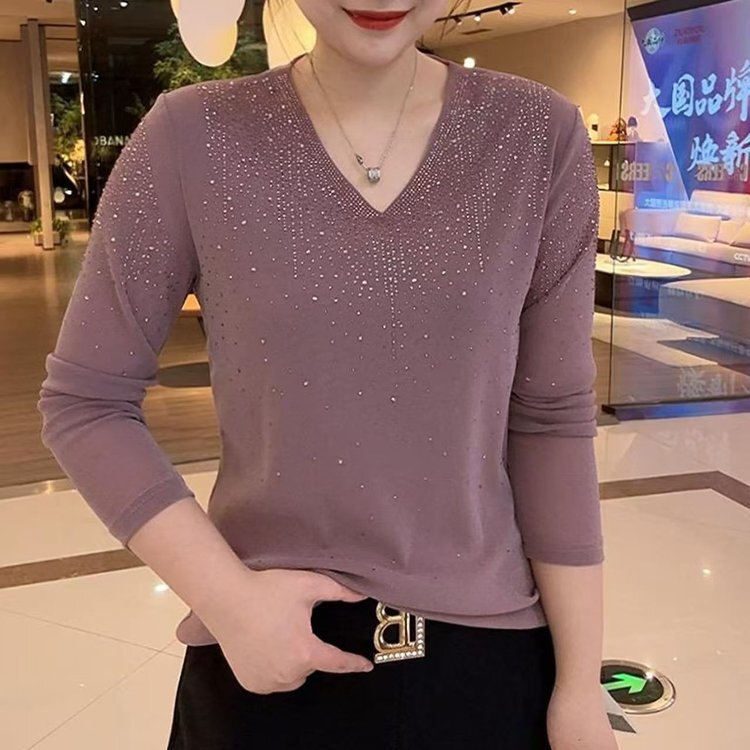 Spring New Style V-Neck Rhinestone Long-Sleeve T-Shirt for Women, Double-Layer Mesh Slimming Versatile Base Shirt, Stylish Mom Fashion Top