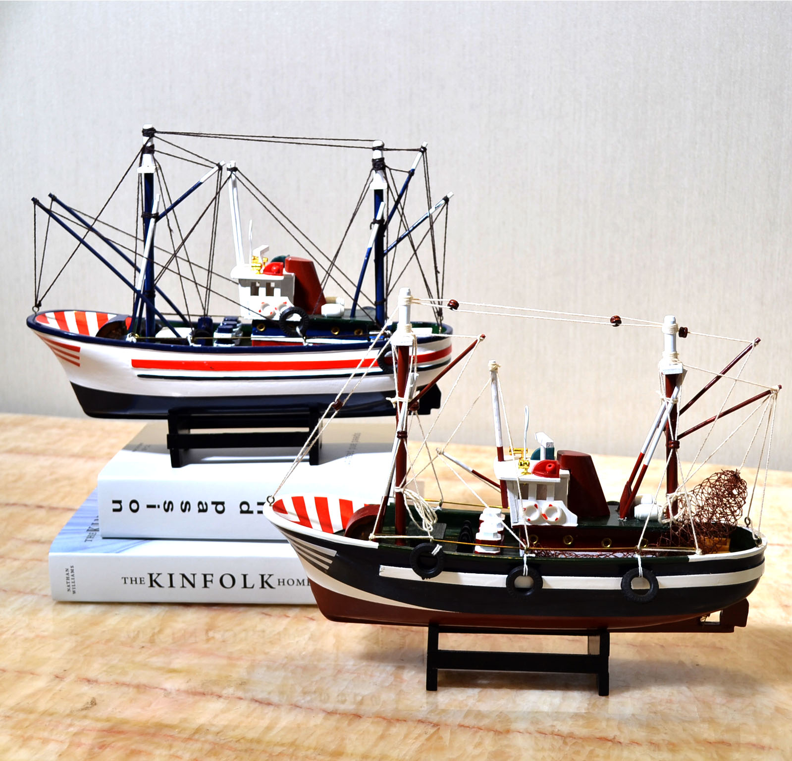 Mediterranean style home decoration ship model Solid wood children's room ocean wind piece sailing boat sailing boat