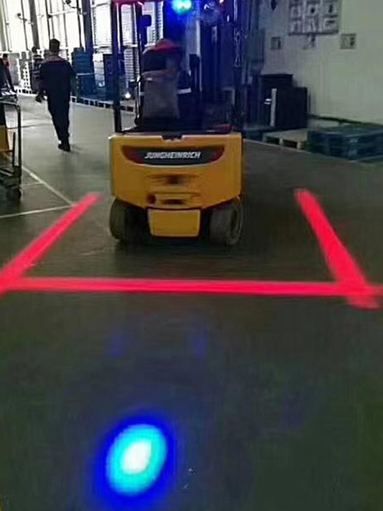 Forklift, Lift Truck, Elevated Platform, Warning Area Boundary, Red and Blue Limit Range Indicator, Reversing Safety Width Indicator Spotlight