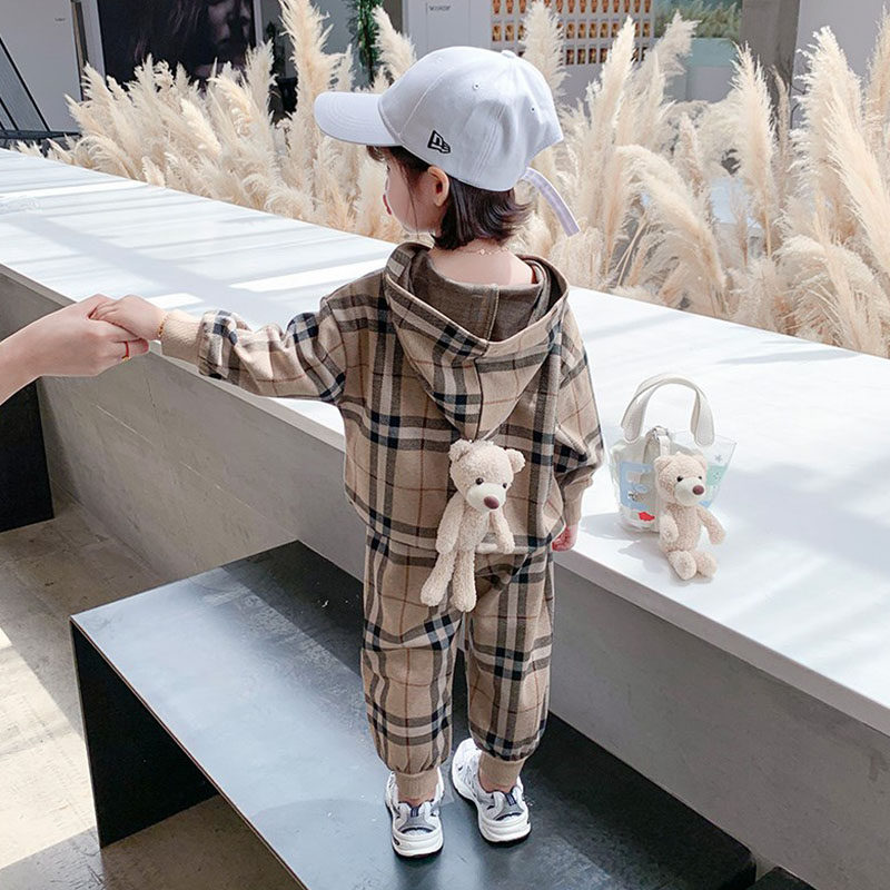 Children's clothing Girls ' autumn new 2020 spring and autumn suit Baby Ocean school cute children's plaid sweater two-piece tide