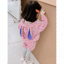 Childrens clothing girls autumn suit 2020 new Korean baby hooded cute spring and autumn children Foreign style two-piece tide