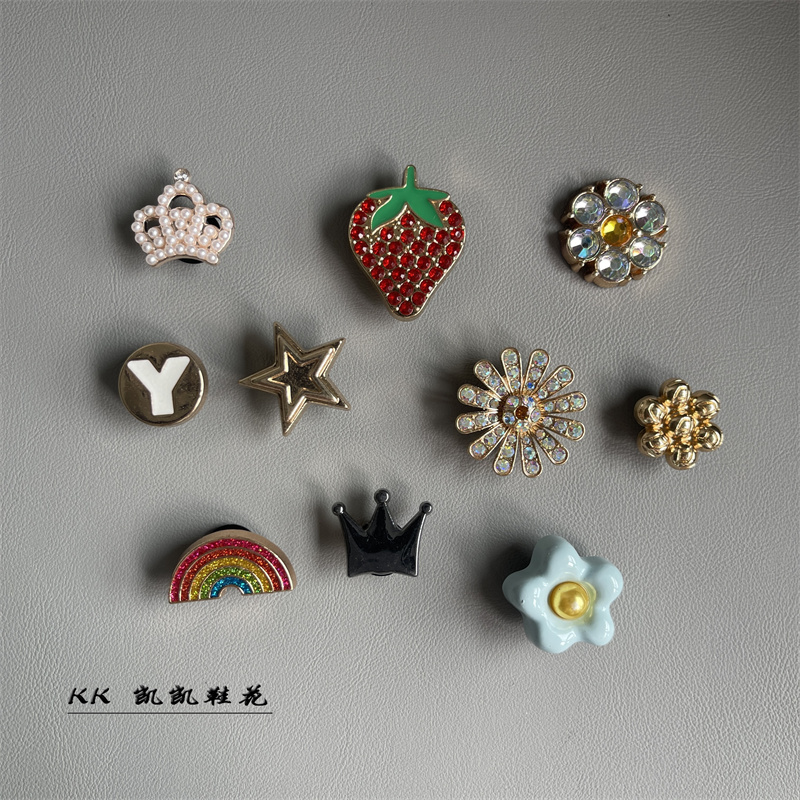 2025 Compatible Crocs Accessories Clogs Flower Metal Texture Cherry Strawberry Metal Shoe Buckle Accessories Crocs 2025 Compatible Crocs Accessories Clogs Flower Metal Texture Cherry Strawberry Metal Shoe Buckle Accessories Crocs