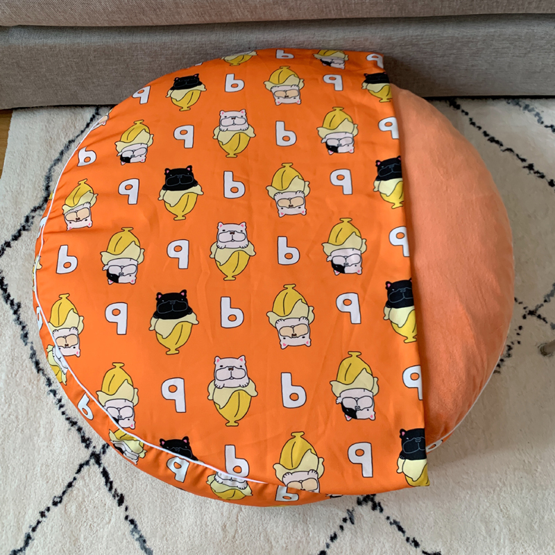 Dog kennel pet mat can be changed and washed medium and small dogs Fadou four seasons universal Fadou banana orange spot