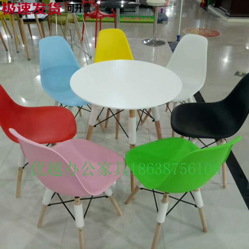 Nordic modern solid wood small round table business meeting reception negotiation table and chair combination leisure home balcony small table