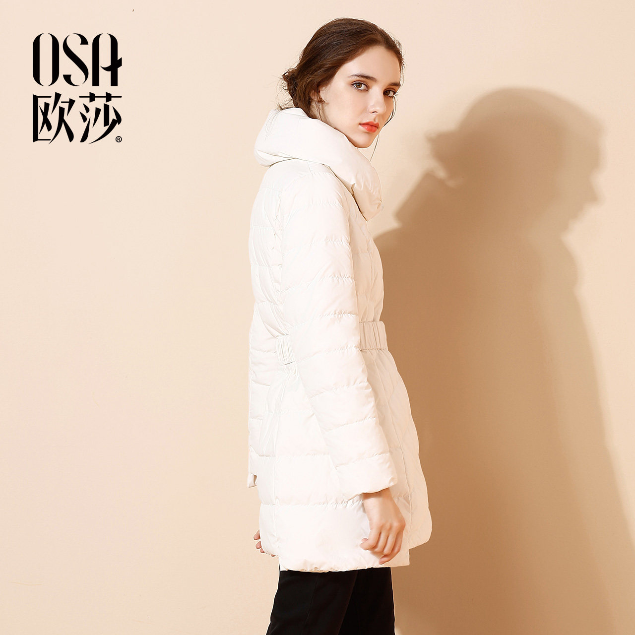 OSA欧莎冬季女装 百搭收腰纯色白鸭绒羽绒服女冬D20126
