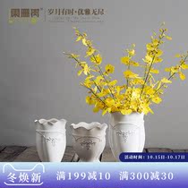 Like water flowing years idyllic ceramic vase living room bedroom creative ornaments blue white decorative flower arrangement vase