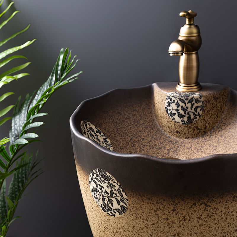 Ceramic basin floor balcony is suing the lavatory retro column pillar household toilet lavabo. 3