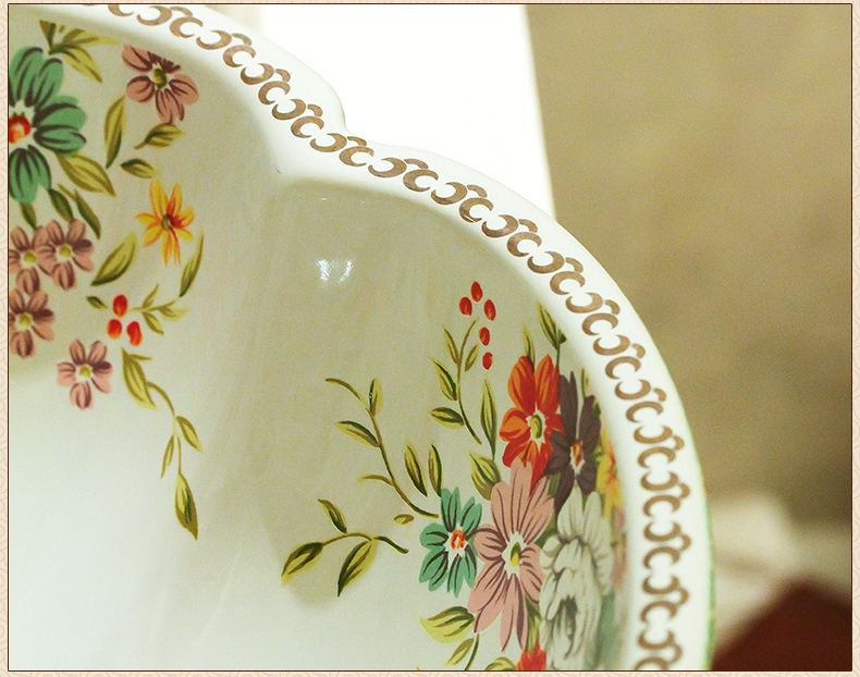 Jingdezhen ceramic stage basin toilet petals European - style hotel, the pool that wash a face to wash its contracted art the sink