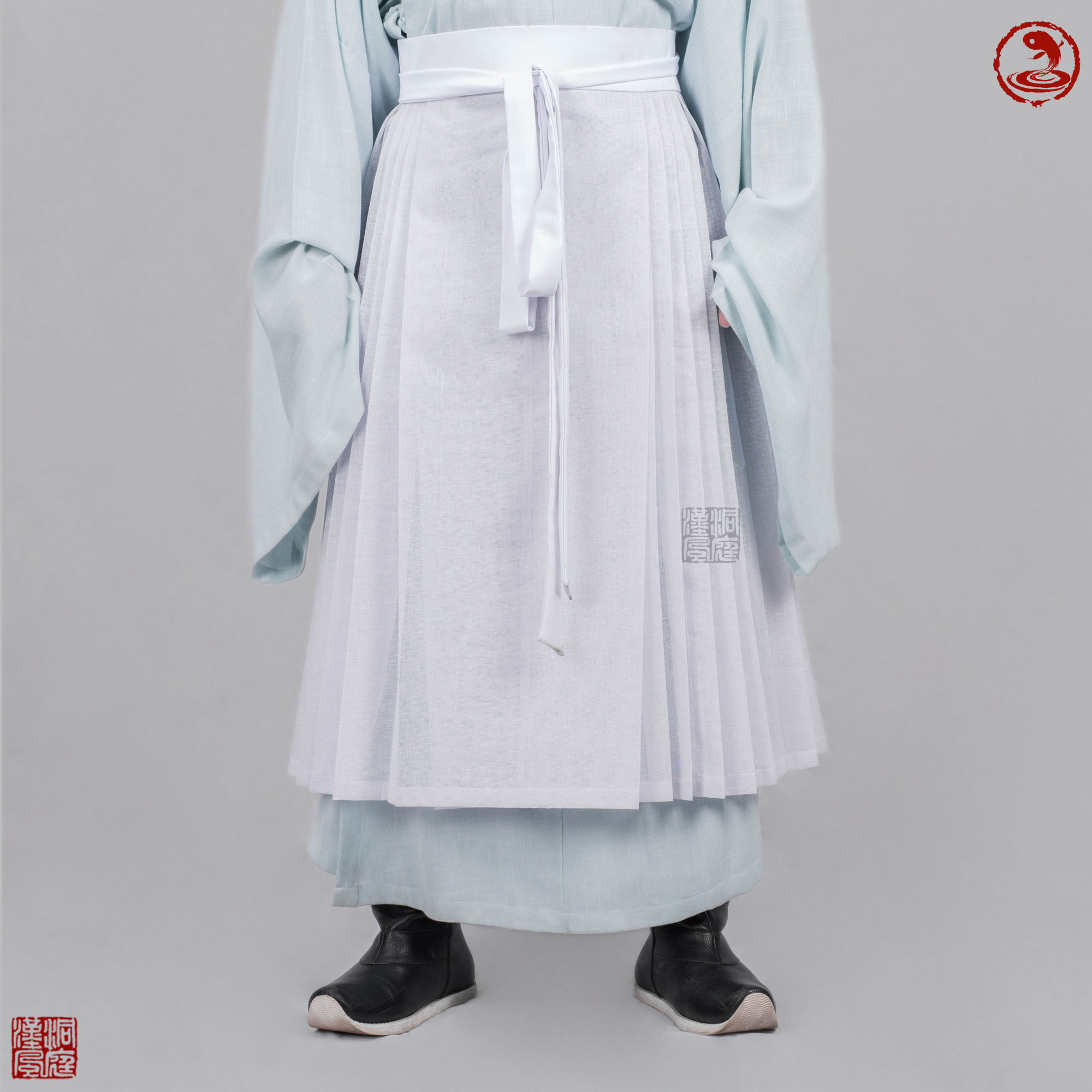 Dongting Han style Hanfu men's clothing) white interlining Ming Dynasty horse-face petticoat with aloe spinner Xuanzi