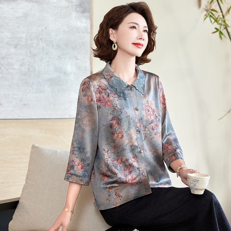 Grandma's Summer High-End Shirt, Middle-Aged and Elderly Women's Silk Top, Mother's Wear, Lapel, Three-Quarter Sleeves, Mulberry Silk Shirt
