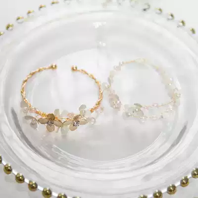 Super beautiful super fairy wedding bride wrist flower bracelet Korean bridesmaid sister group hand gift bracelet ins fresh