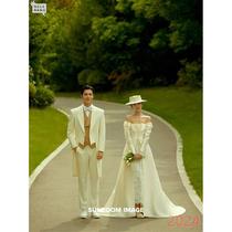 影楼法式复古主题服装旅拍摄影情侣形象写真拍照燕尾服中长款礼服