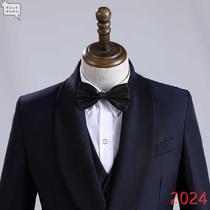 Navy three-piece mens suit studio photo shoot wedding photo dress Korean slim fit green fruit collar suit