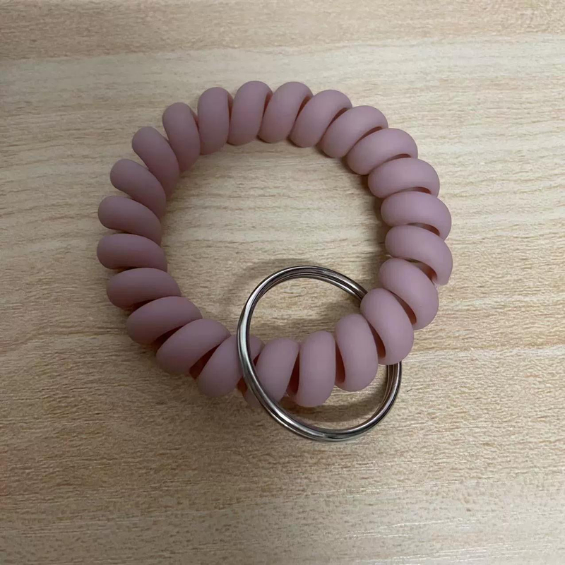 New Bracelet Keychain Retractable Anti-Lost Swimming Keychain Sling Wrist Key Chain Spring Bracelet Fitness New Bracelet Keychain Retractable Anti-Lost Swimming Keychain Sling Wrist Key Chain Spring Bracelet Fitness