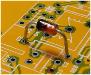 Qiqi Electronic 77dianzi.taobao.com