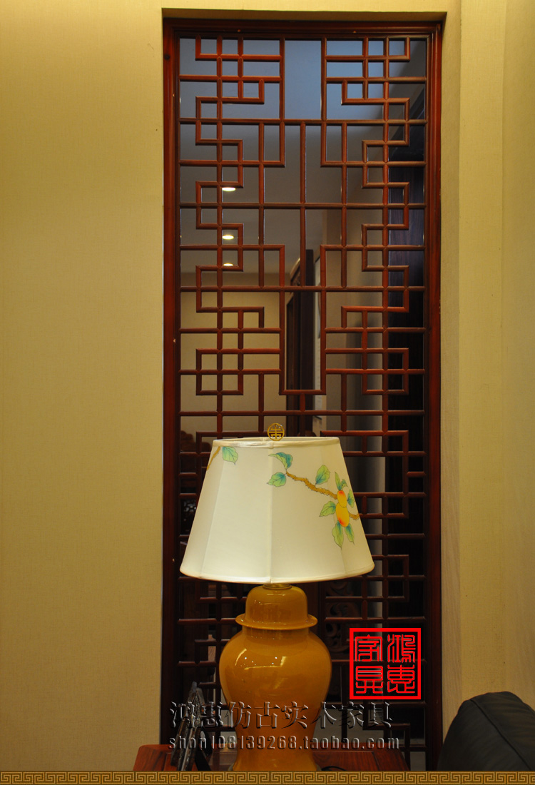 Dongyang khắc gỗ TV nền tường phân vùng lưới cửa cổ và cửa sổ cửa fan lưới gỗ cửa sổ màn hình tùy biến